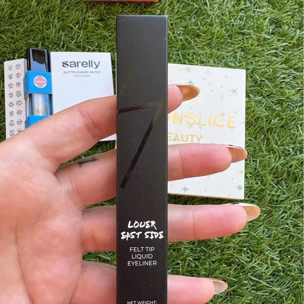 IPSY BUNDLE Blush set, eyeliner, lip oils